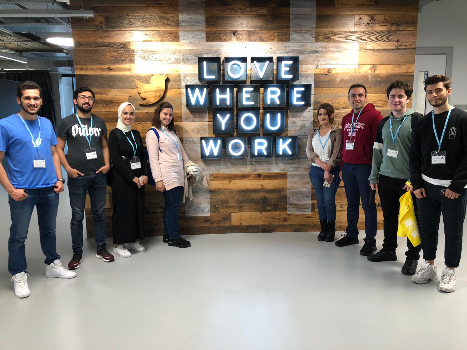 013db0c9 7dcc 4f90 97ea 2261c1cd559f